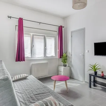 Faubourg 2 D'isle Cosy Proche Gare Iut Apartment